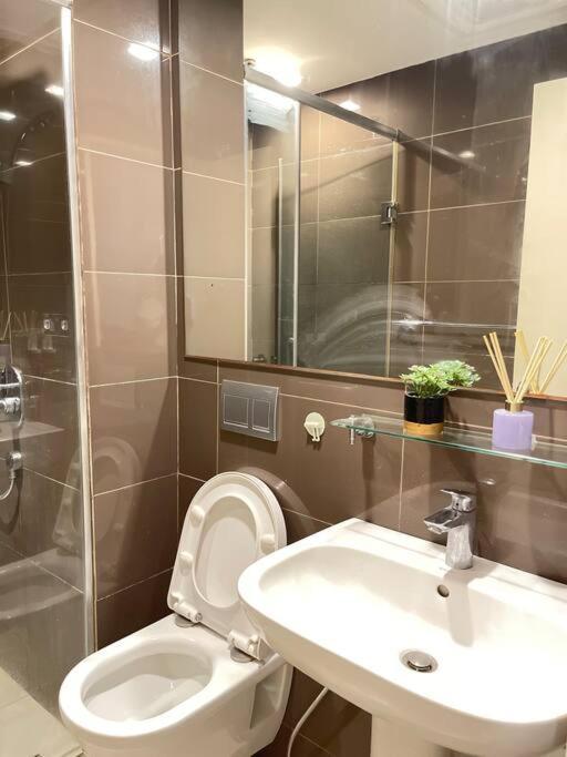 The Serene Escape Rockwell Makati City View 1Br Lejlighed Manila Eksteriør billede