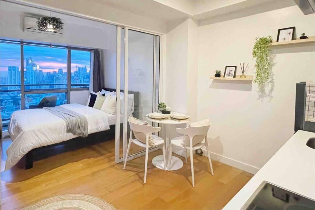 The Serene Escape Rockwell Makati City View 1Br Lejlighed Manila Eksteriør billede